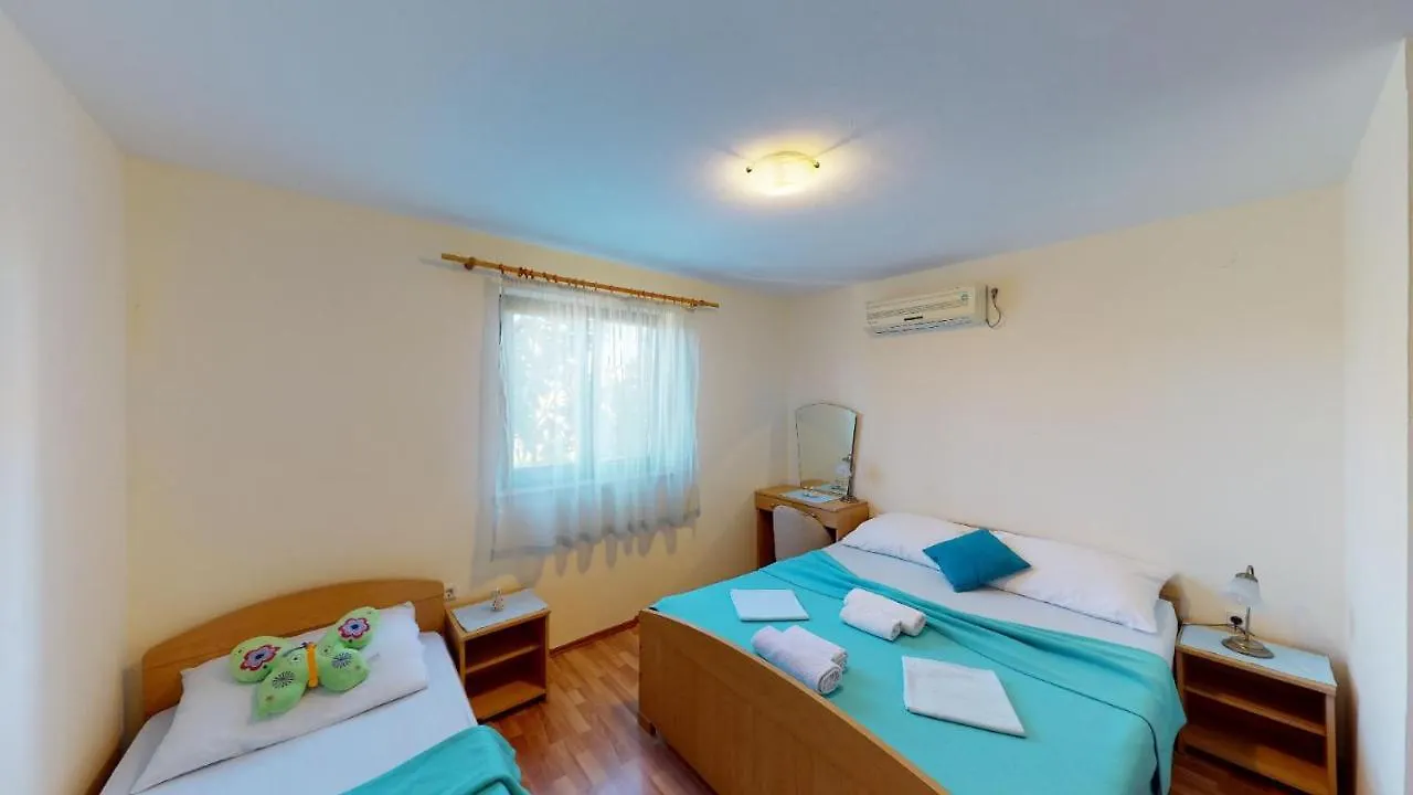Casa Del Sol Bed&Breakfast Sukošan