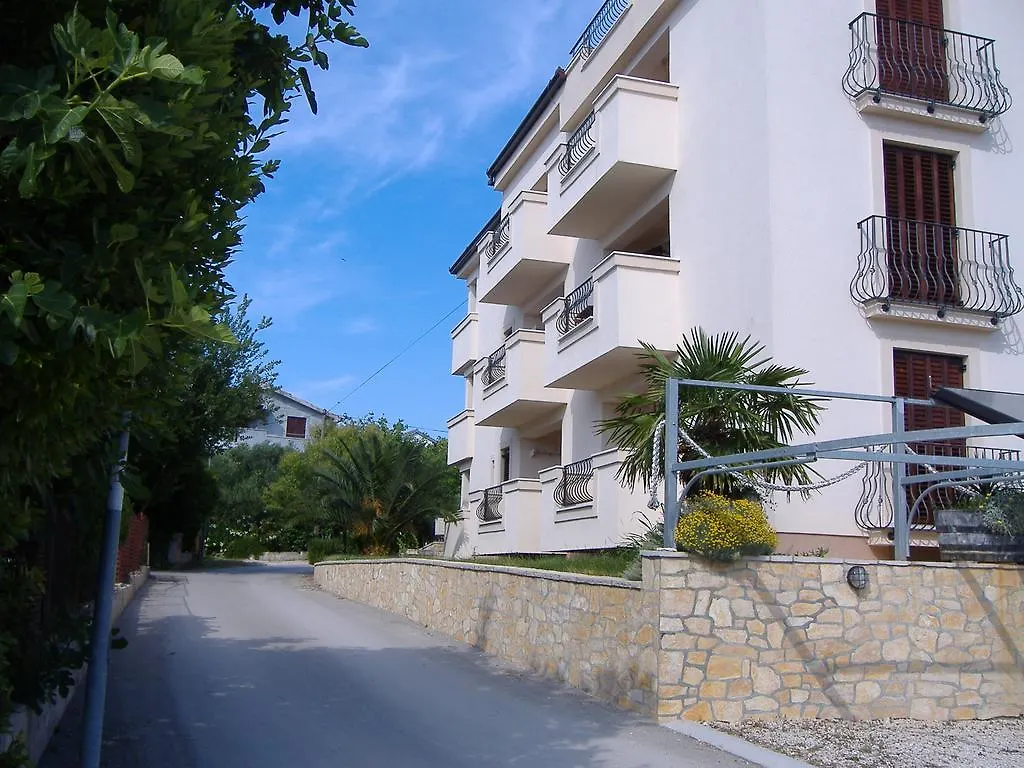 Casa Del Sol Bed&Breakfast Sukošan