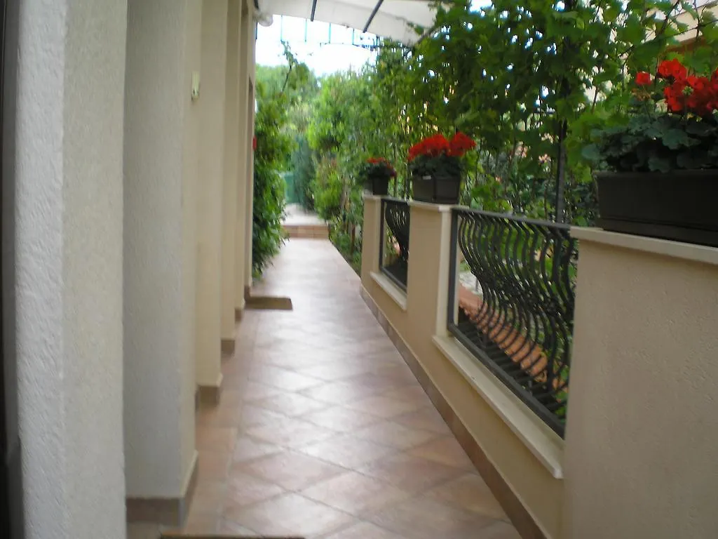 Casa Del Sol Bed&Breakfast Sukošan 0*,